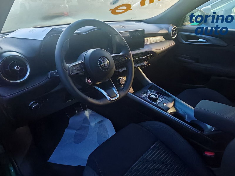 Alfa Romeo Tonale nuova a Torino (5)