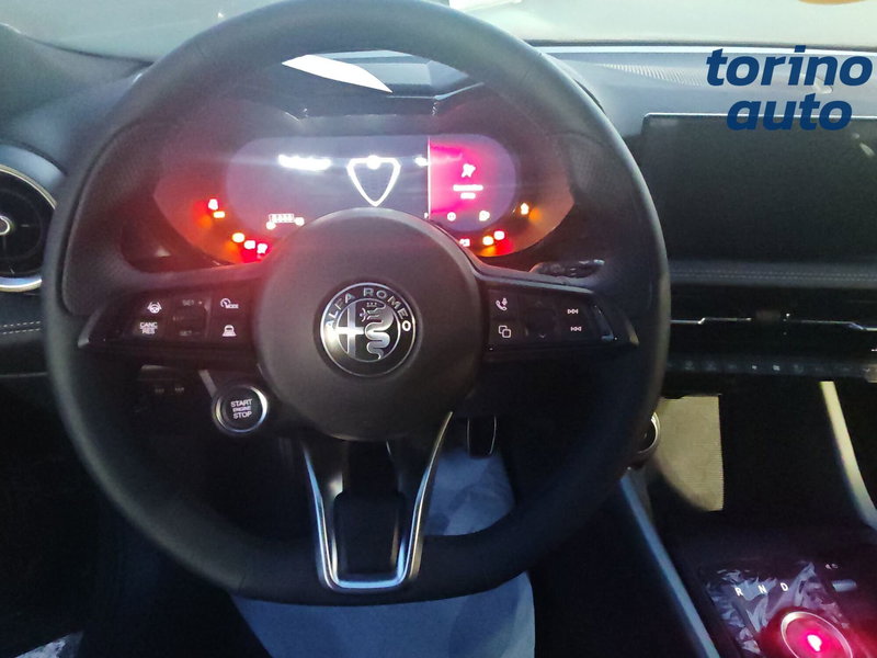 Alfa Romeo Tonale nuova a Torino (9)