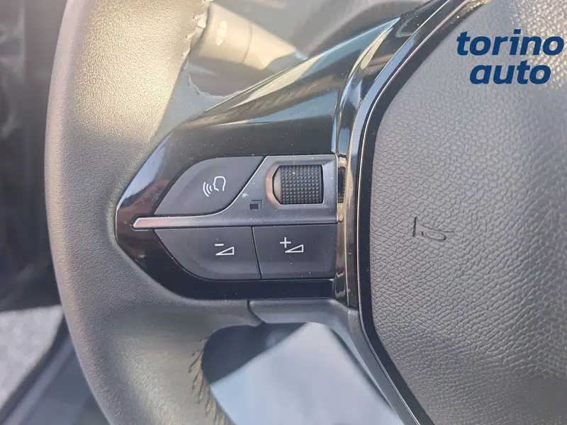 Peugeot 208 usata a Torino (12)