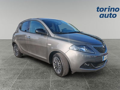 Lancia Ypsilon 1.0 FireFly 5 porte S&amp;S Hybrid Gold Plus del 2022 usata a Grugliasco