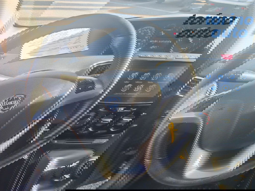 Lancia Ypsilon usata a Torino (10)