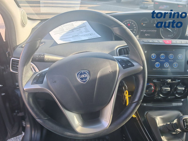 Lancia Ypsilon usata a Torino (10)