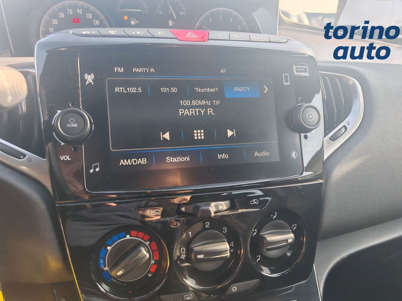 Lancia Ypsilon usata a Torino (15)