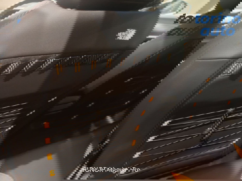 Jeep Avenger nuova a Torino (11)