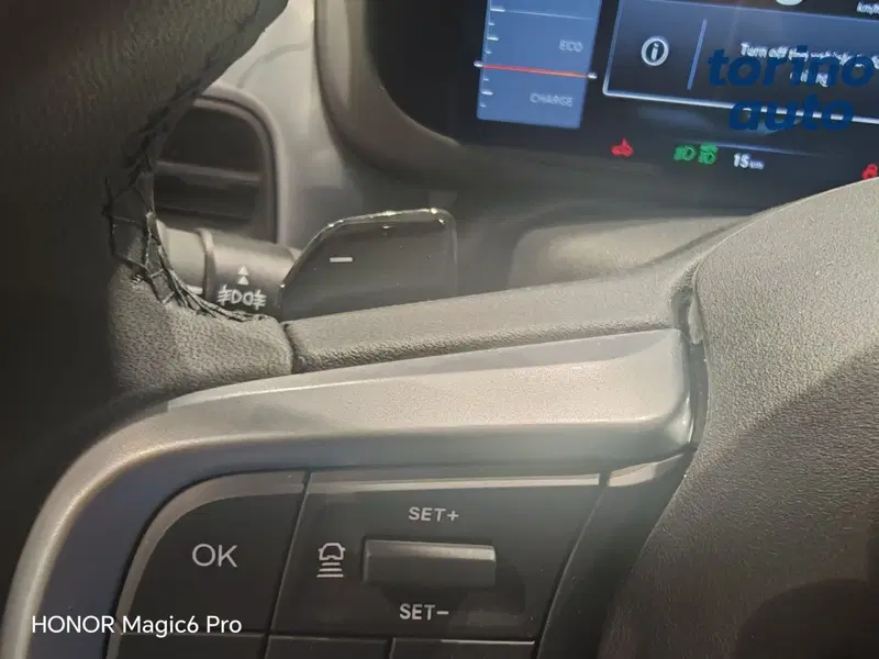 Jeep Avenger nuova a Torino (15)