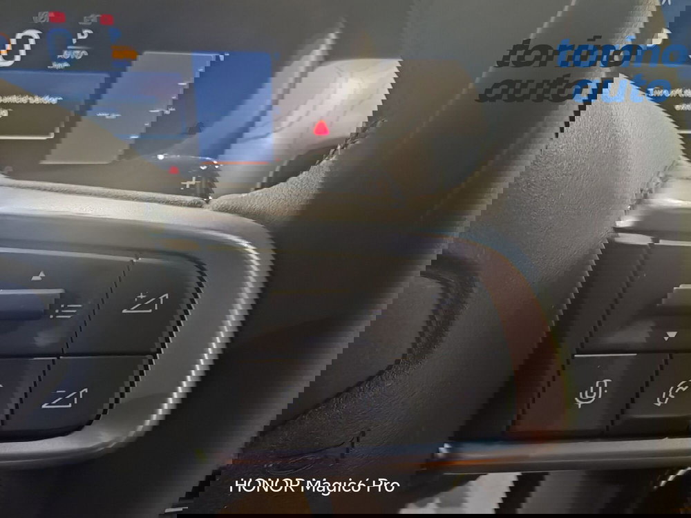 Jeep Avenger nuova a Torino (16)