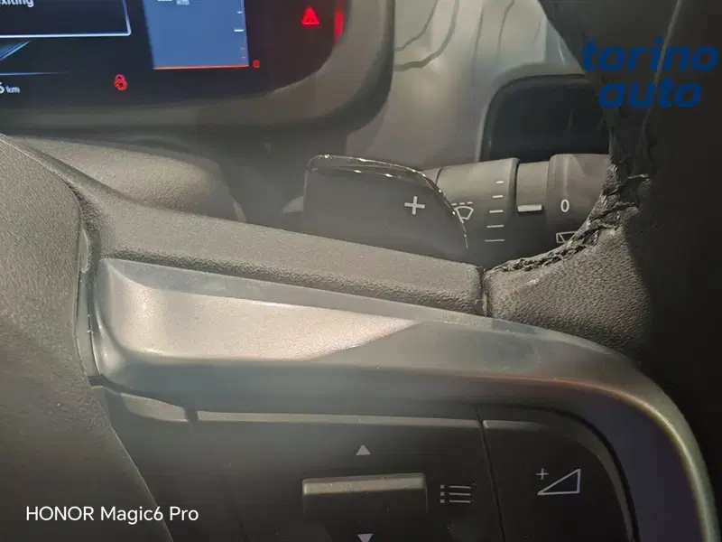 Jeep Avenger nuova a Torino (17)