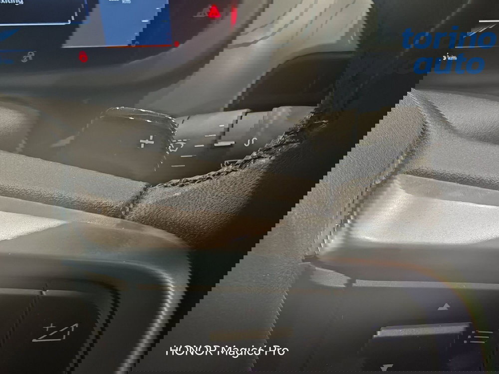 Jeep Avenger nuova a Torino (17)