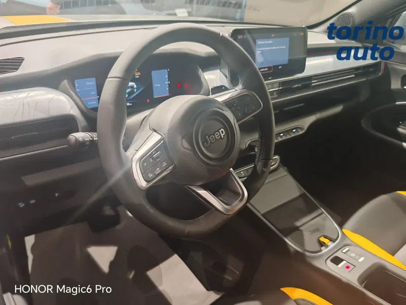 Jeep Avenger nuova a Torino (7)