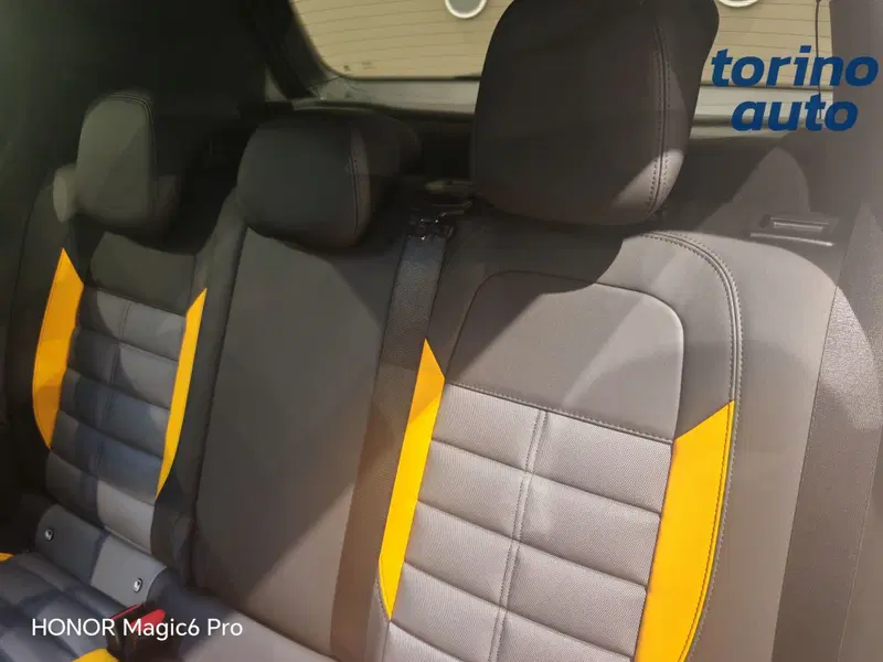 Jeep Avenger nuova a Torino (9)