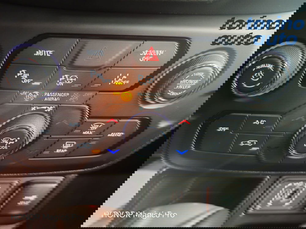 Jeep Renegade nuova a Torino (16)