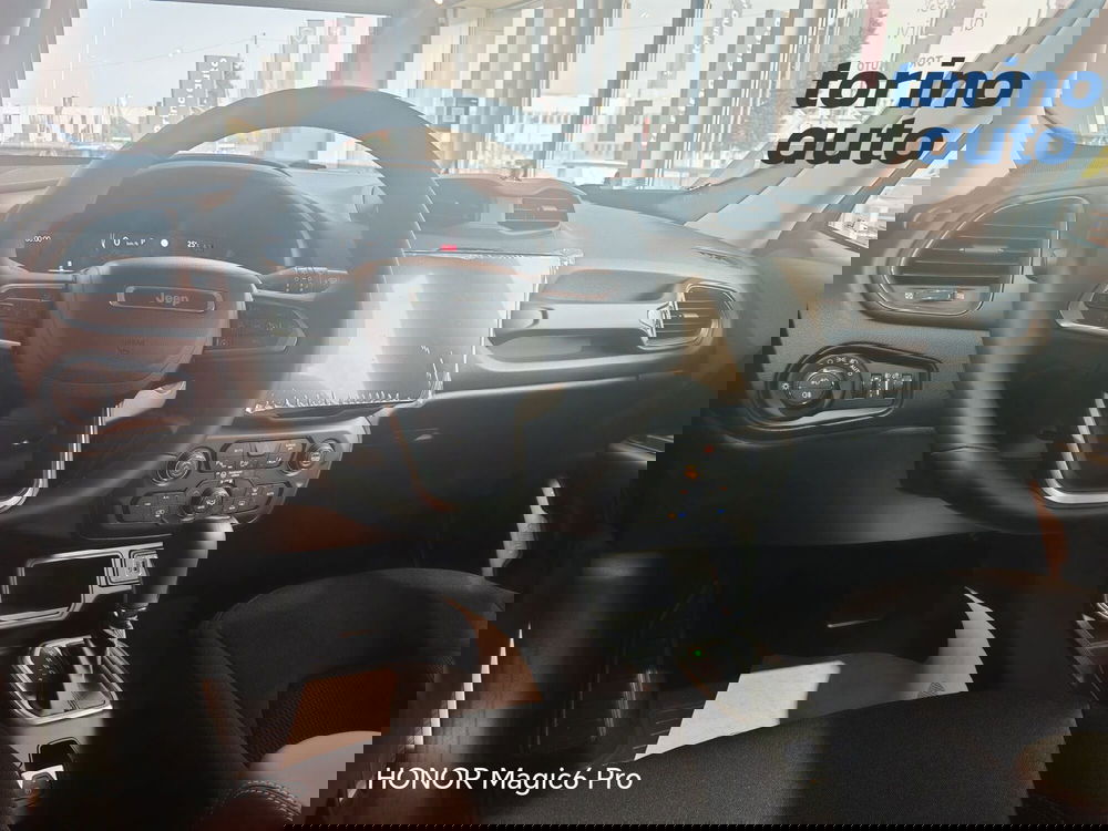 Jeep Renegade nuova a Torino (9)