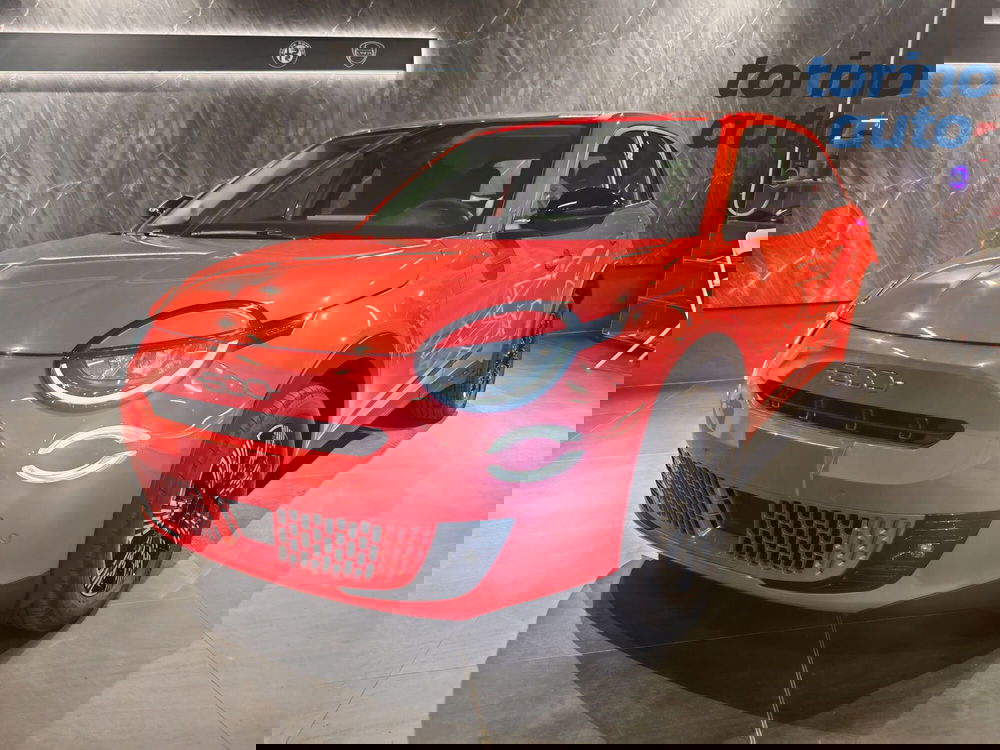 Fiat 600 nuova a Torino (3)