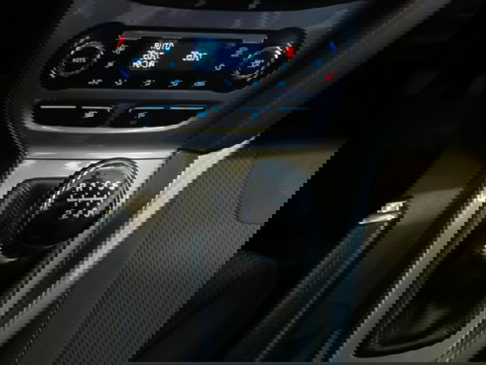 Ford Focus Station Wagon usata a Varese (14)