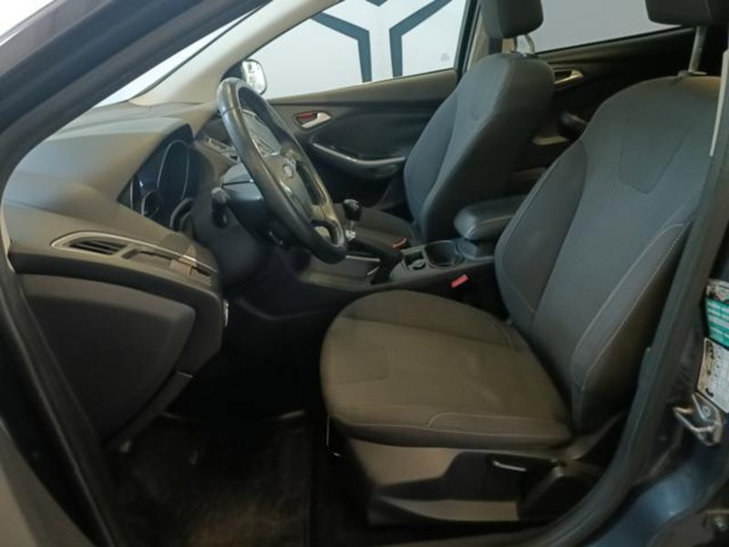 Ford Focus Station Wagon usata a Varese (8)