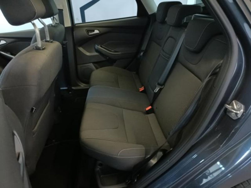 Ford Focus Station Wagon usata a Varese (9)