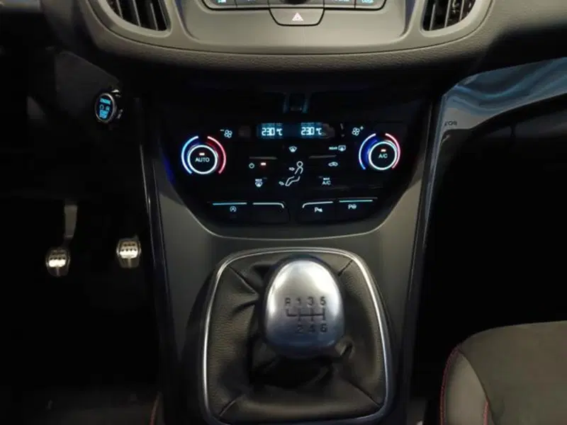 Ford Kuga usata a Varese (14)