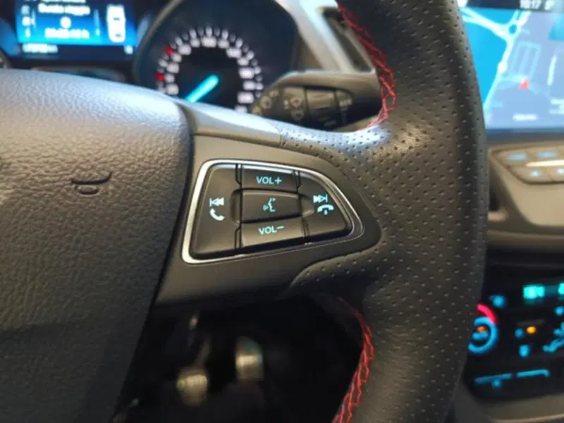 Ford Kuga usata a Varese (17)