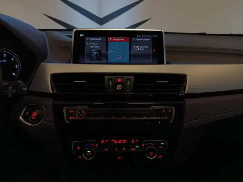 BMW X2 usata a Varese (14)