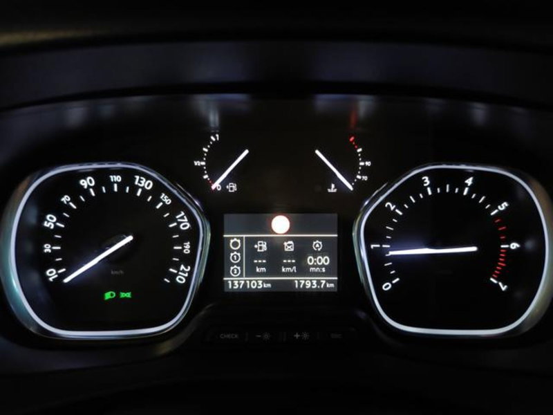 Citroen Spacetourer usata a Varese (12)