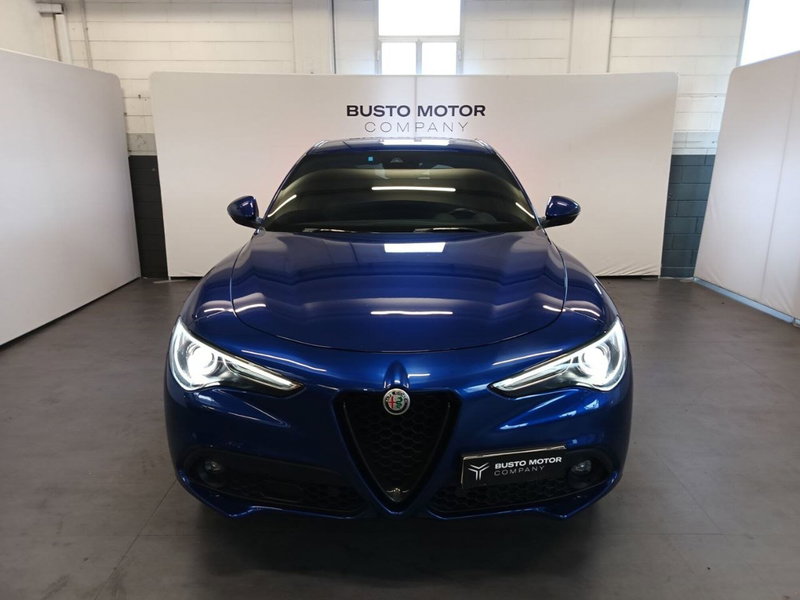 Alfa Romeo Stelvio usata a Varese (2)