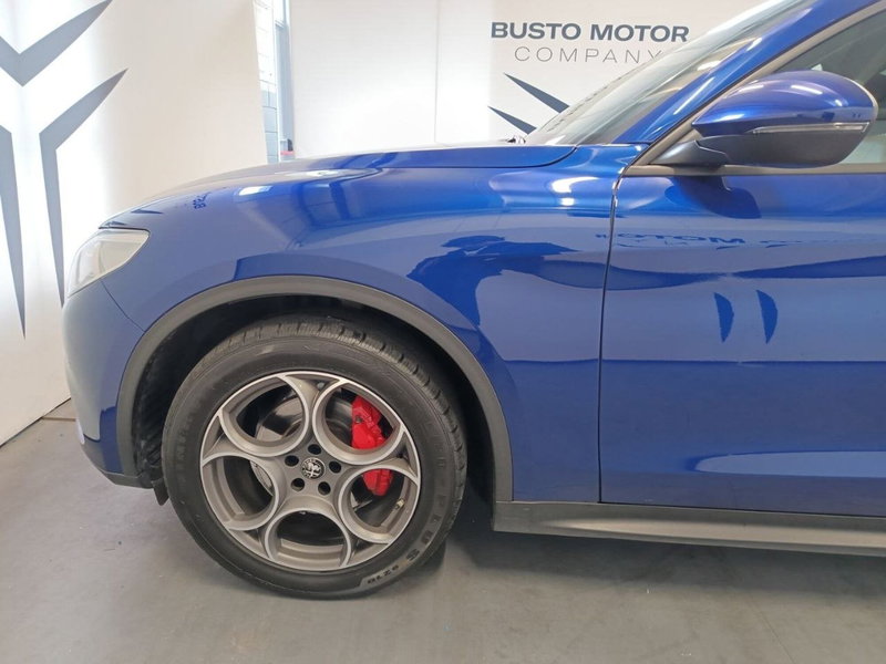Alfa Romeo Stelvio usata a Varese (7)
