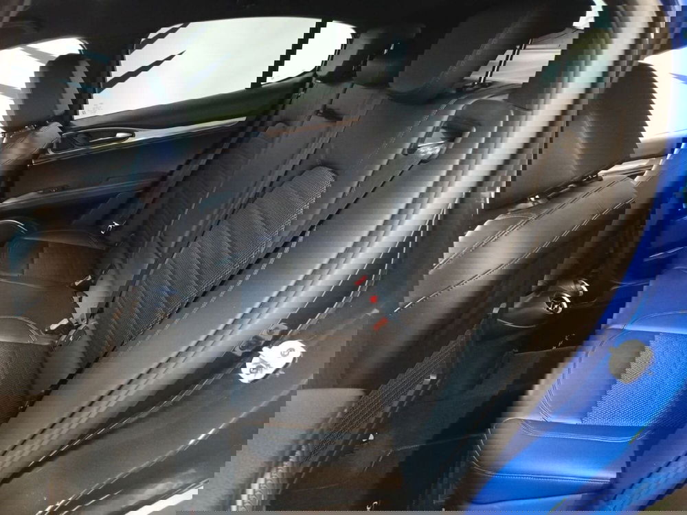 Alfa Romeo Stelvio usata a Varese (9)