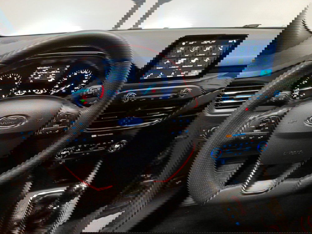 Ford Focus Station Wagon usata a Varese (11)