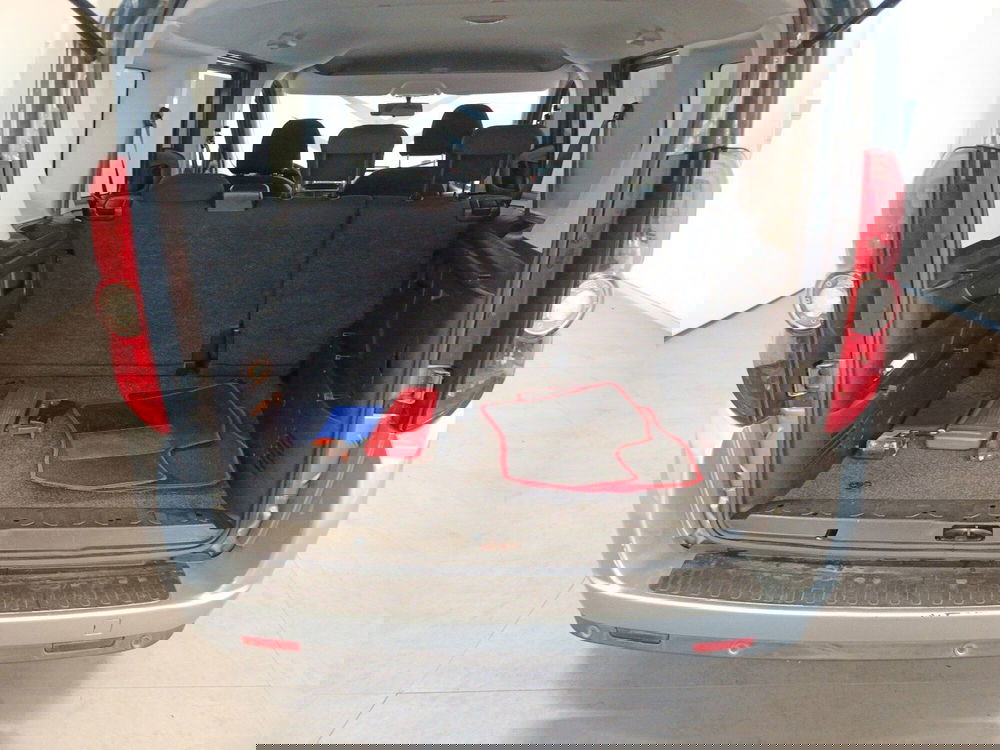 Fiat Doblò usata a Varese (10)