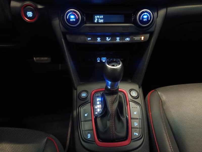 Hyundai Kona usata a Varese (17)