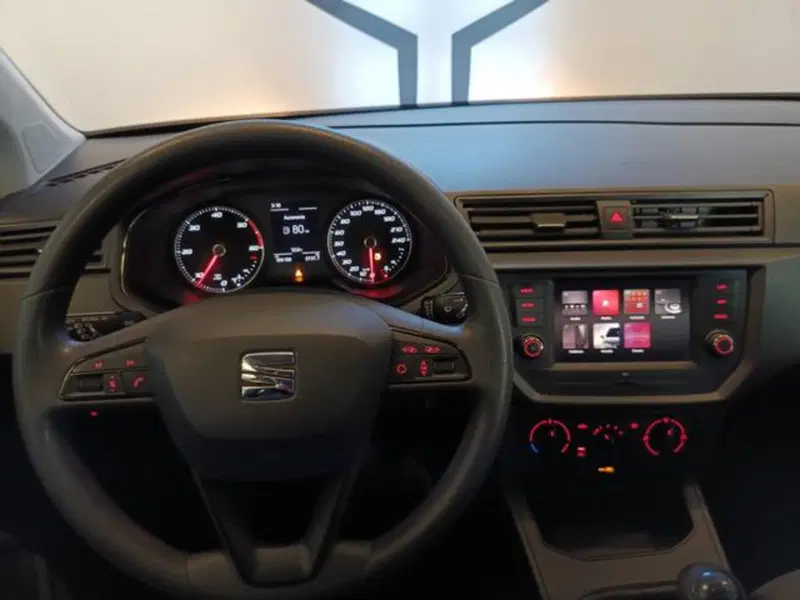 SEAT Arona usata a Varese (11)