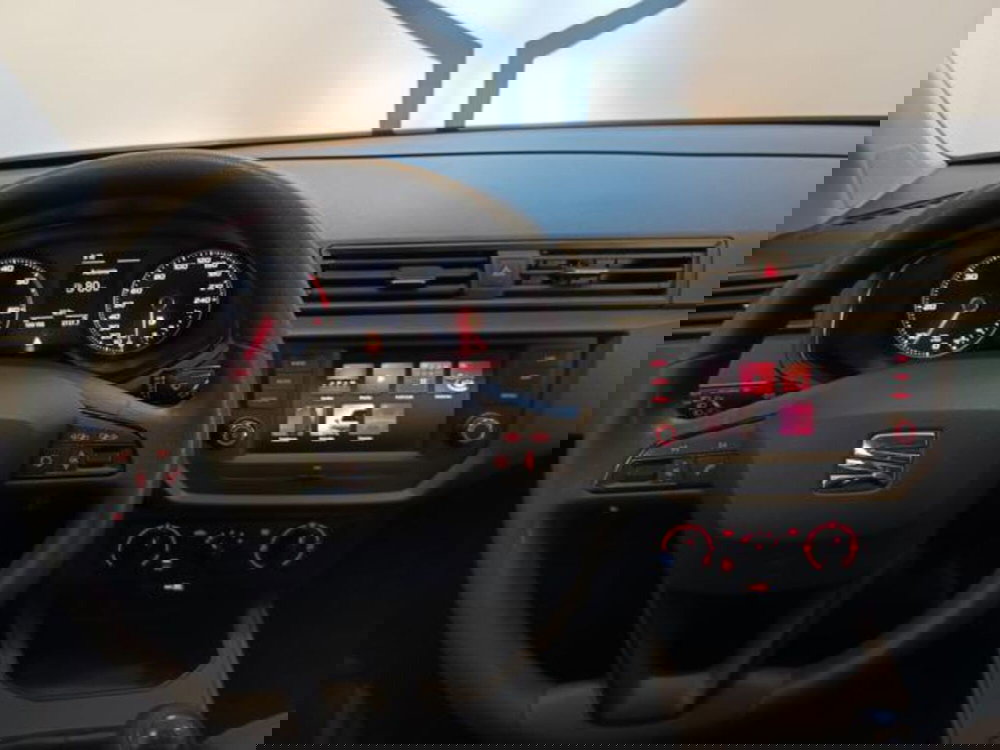 SEAT Arona usata a Varese (11)