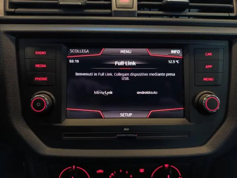SEAT Arona usata a Varese (14)