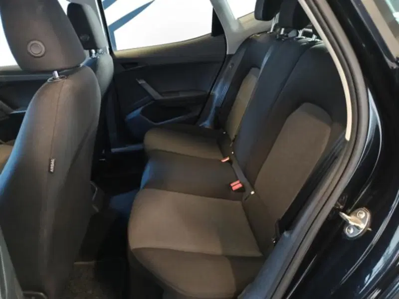 SEAT Arona usata a Varese (9)