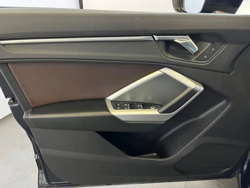 Audi Q3 usata a Varese (18)
