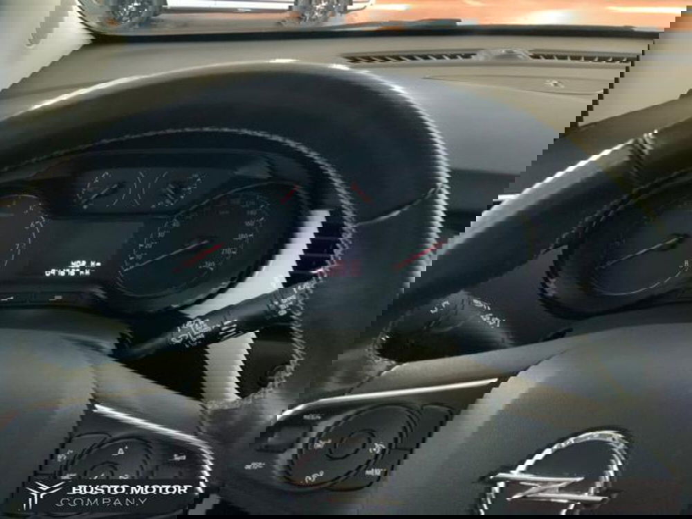 Opel Crossland usata a Varese (13)