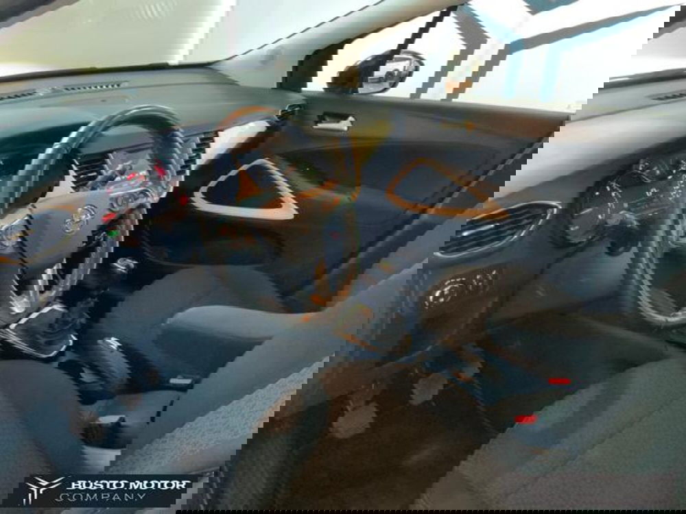 Opel Crossland usata a Varese (8)