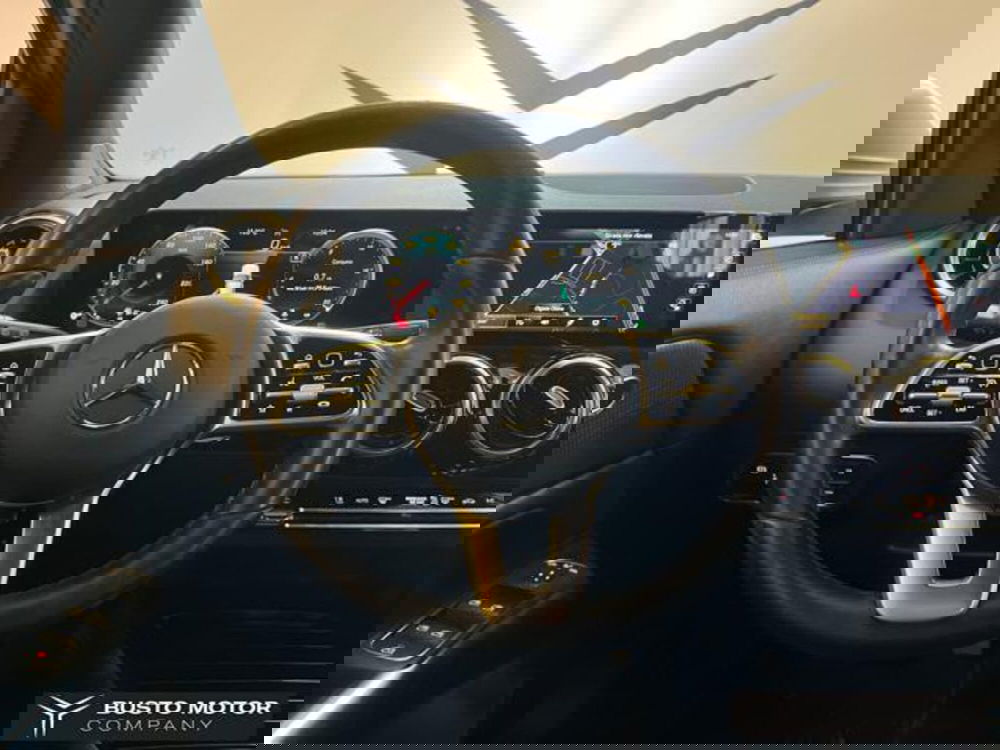 Mercedes-Benz GLA SUV usata a Varese (10)