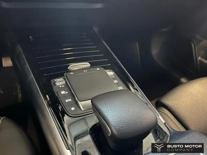Mercedes-Benz GLA SUV usata a Varese (12)