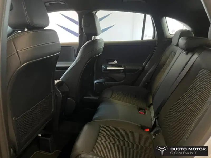 Mercedes-Benz GLA SUV usata a Varese (16)