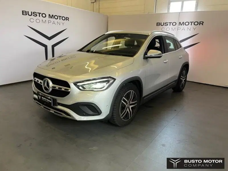Mercedes-Benz GLA SUV usata a Varese (3)