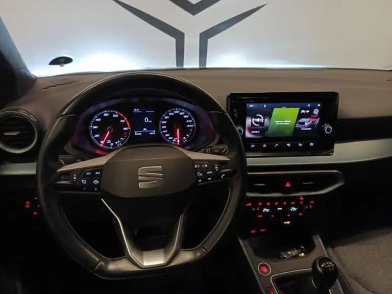 SEAT Arona usata a Varese (11)