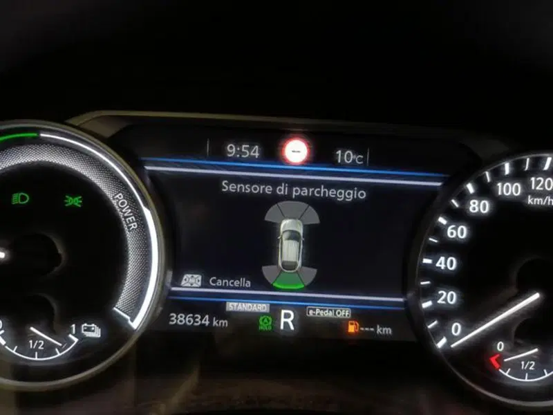 Nissan Juke usata a Varese (11)