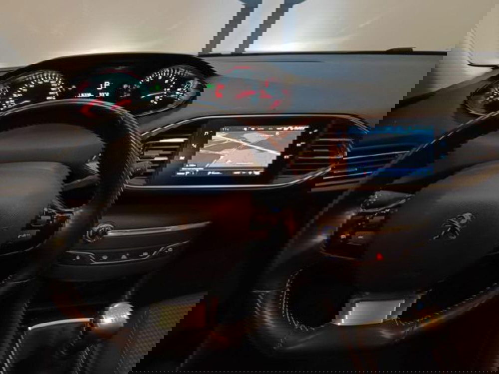 Peugeot 308 SW usata a Varese (11)