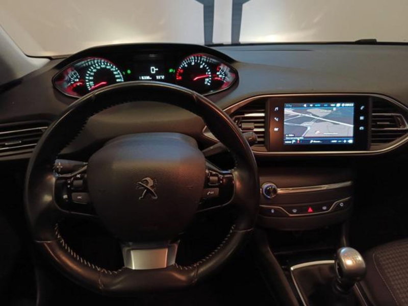 Peugeot 308 SW usata a Varese (11)