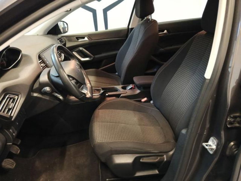 Peugeot 308 SW usata a Varese (8)