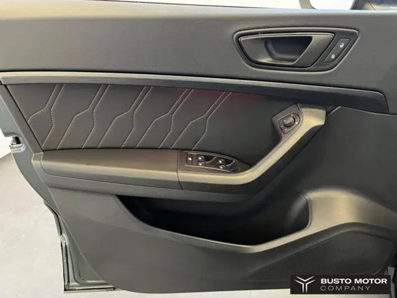 Cupra Ateca usata a Varese (8)