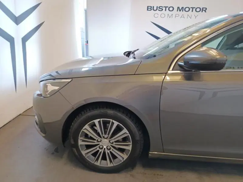 Peugeot 308 usata a Varese (7)