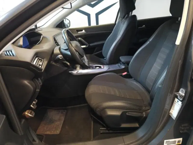 Peugeot 308 usata a Varese (8)