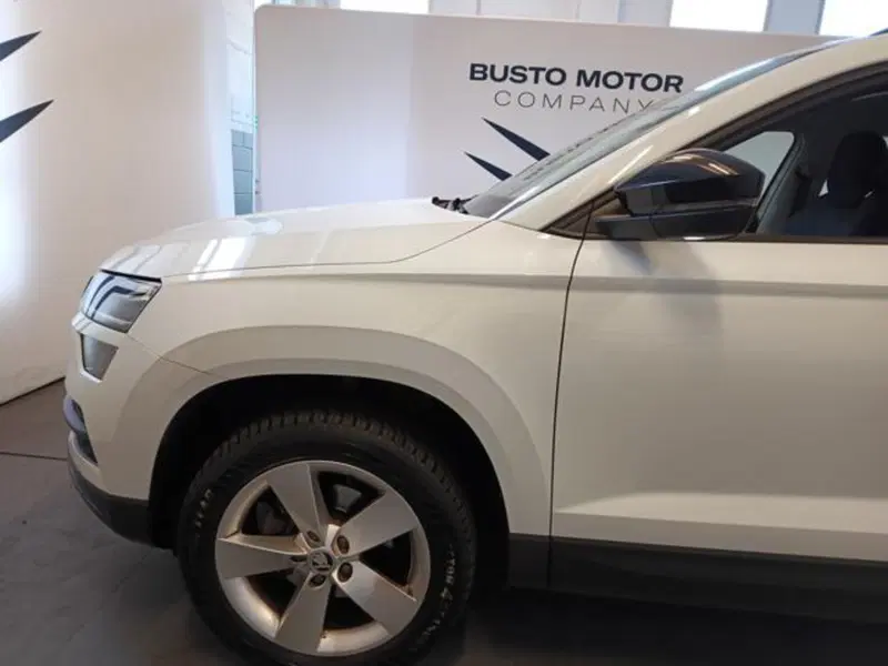 Skoda Karoq usata a Varese (7)